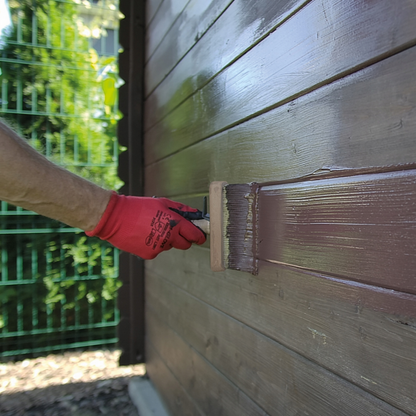 Brown liquid roof membrane 1.5kg, provides durable and waterproof protection, easy to apply for professional-grade roof sealing results