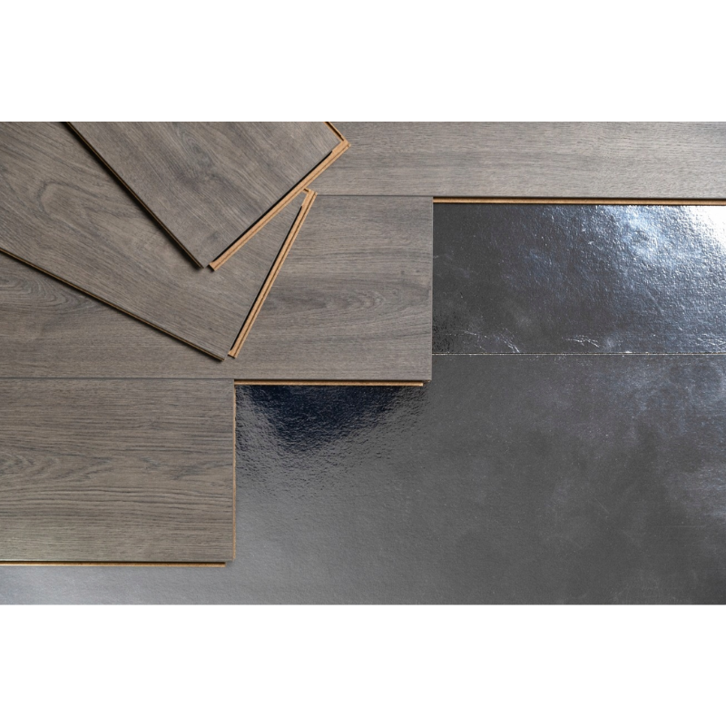 1.8mm minerals and polyurethane underlay with aluminum membrane, covers 10m², premium quality for vinyl, wood and laminate flooring